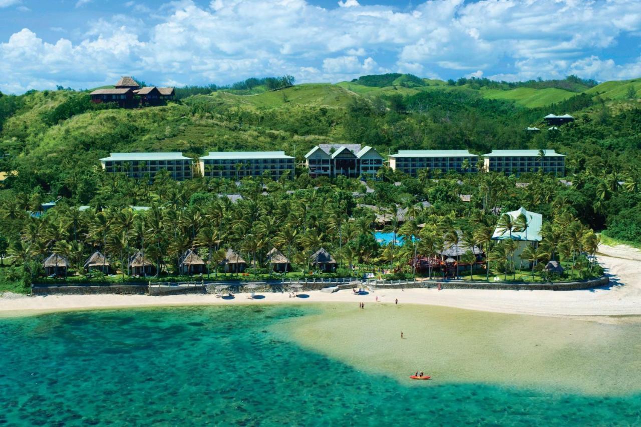 Outrigger Fiji Beach Resort Korotogo Екстериор снимка The resort