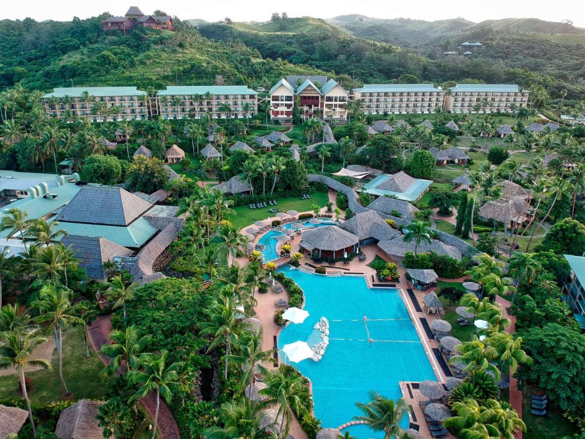 Outrigger Fiji Beach Resort Korotogo Екстериор снимка Vinpearl Hotel Nha Trang