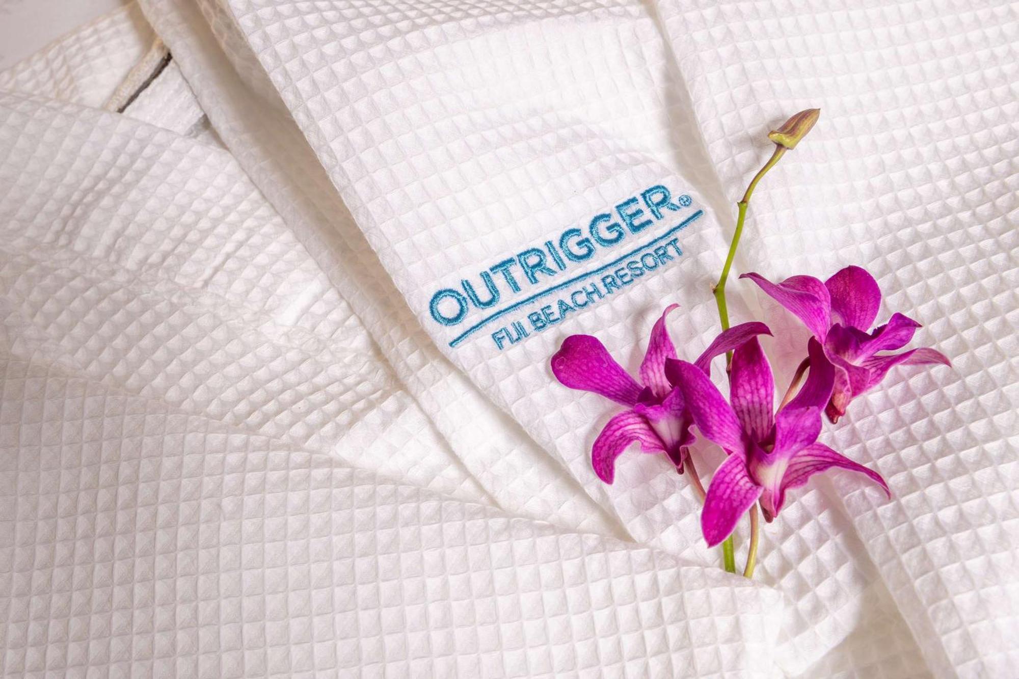 Outrigger Fiji Beach Resort Korotogo Екстериор снимка