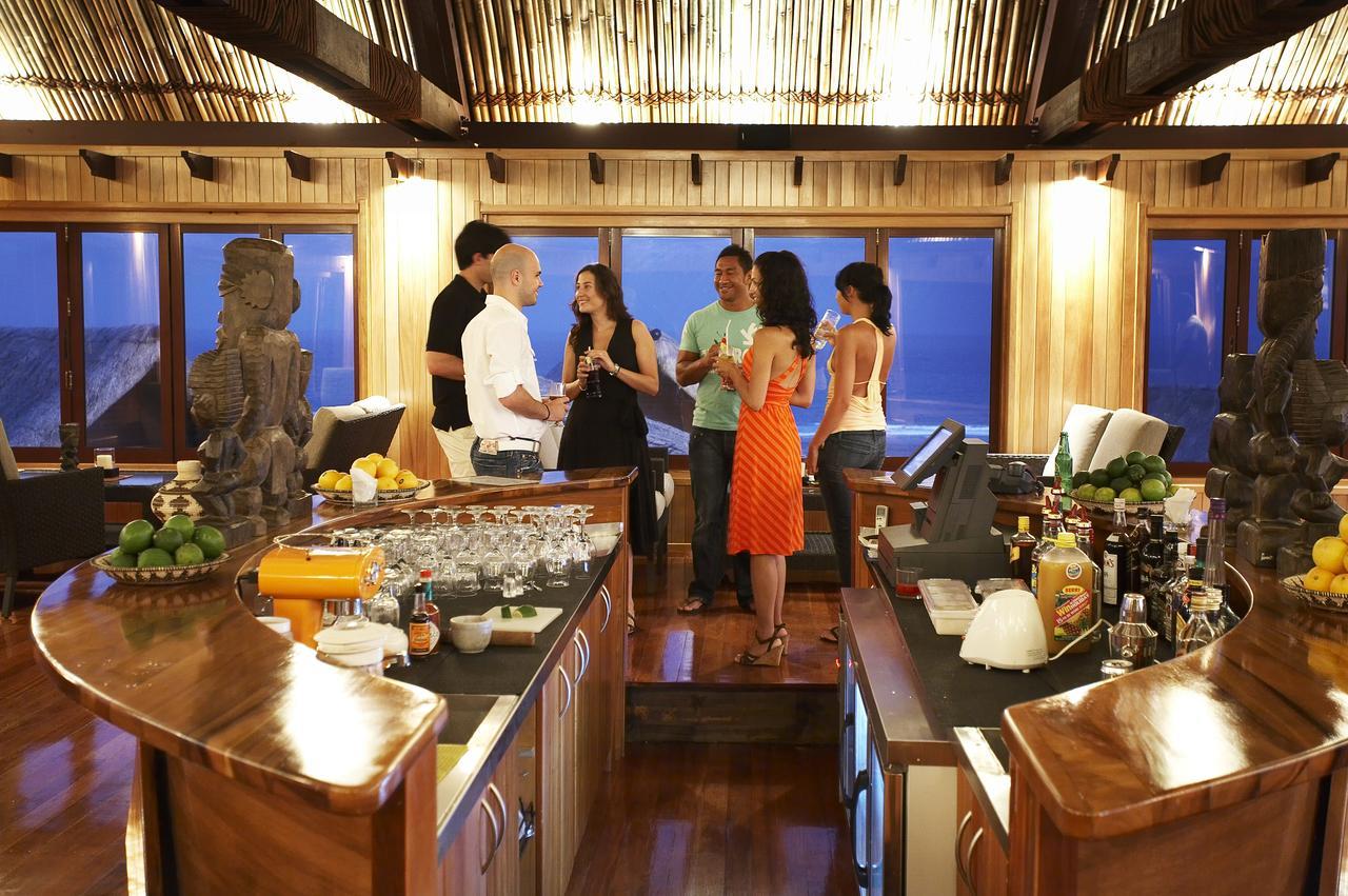 Outrigger Fiji Beach Resort Korotogo Екстериор снимка The interior of the restaurant